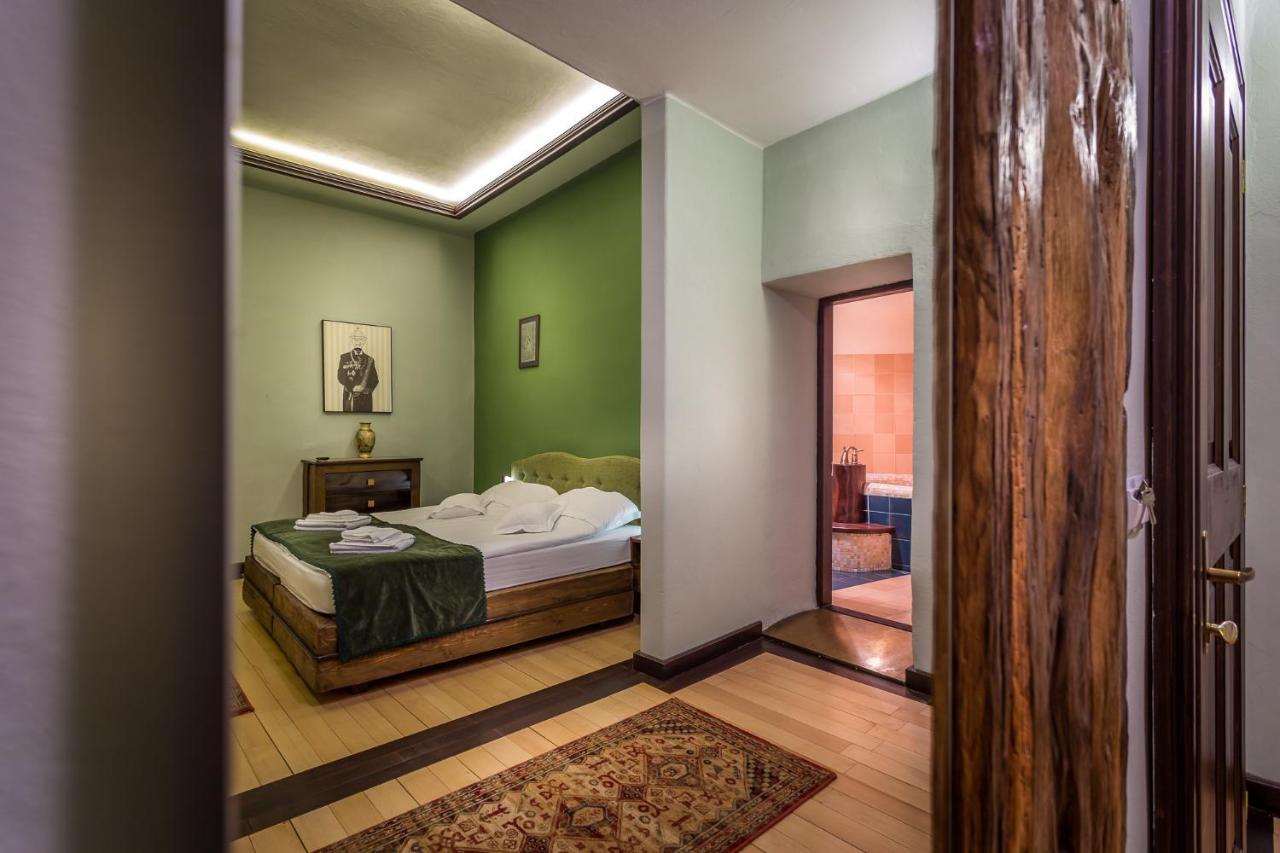Castle Hotel Daniel Baraolt Ngoại thất bức ảnh