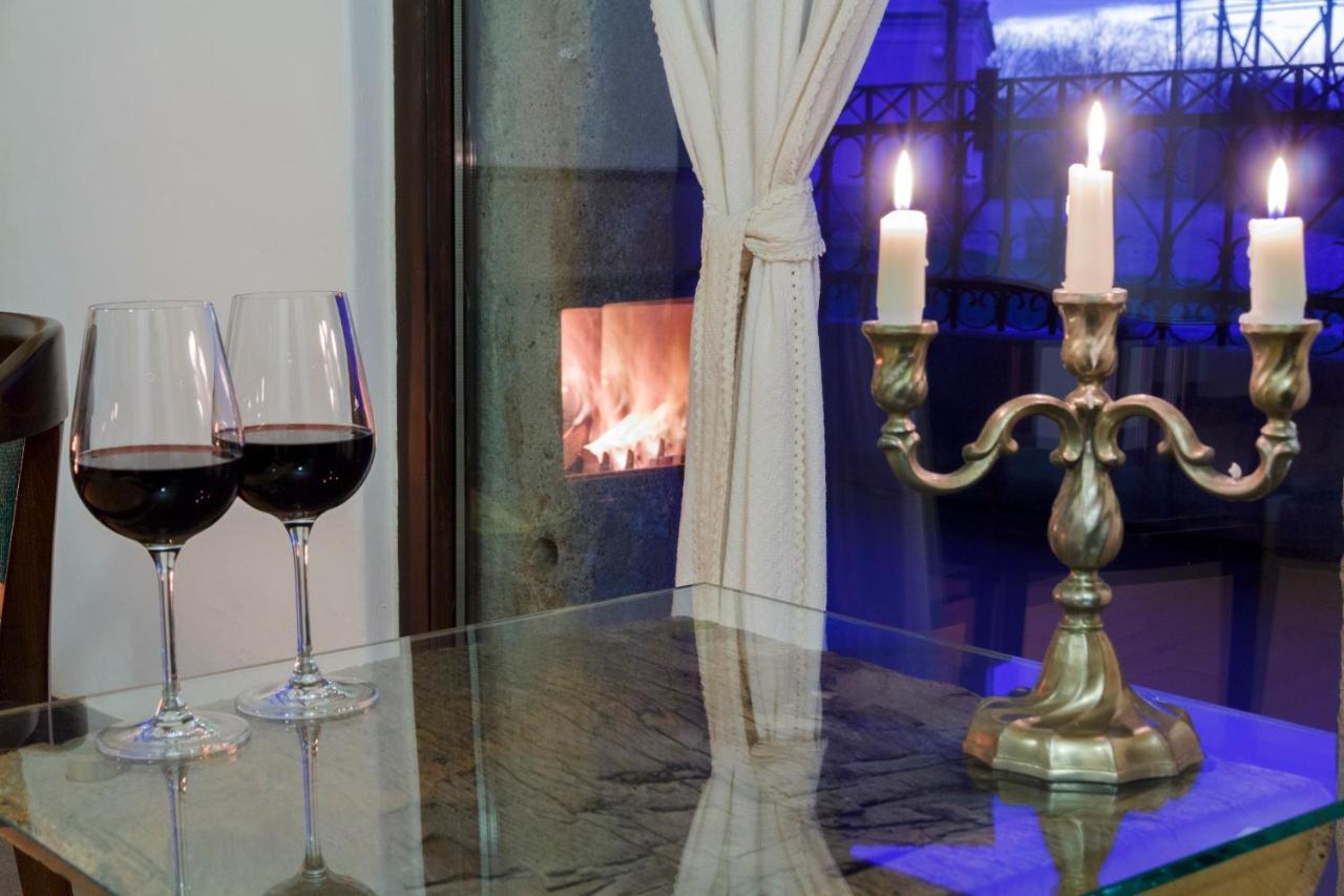 Castle Hotel Daniel Baraolt Ngoại thất bức ảnh